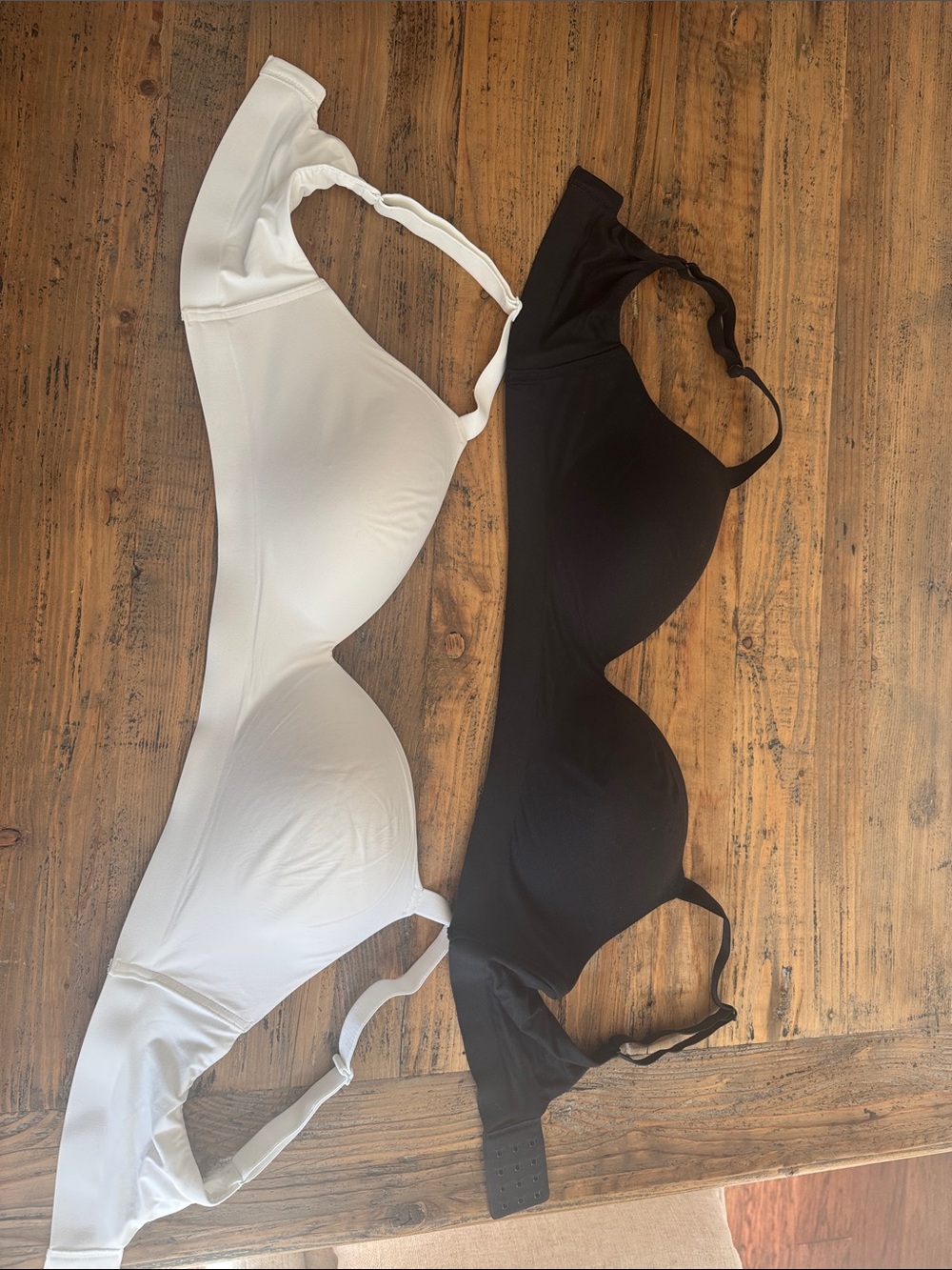 Like New! Soma Endbliss Bra set - Black & White